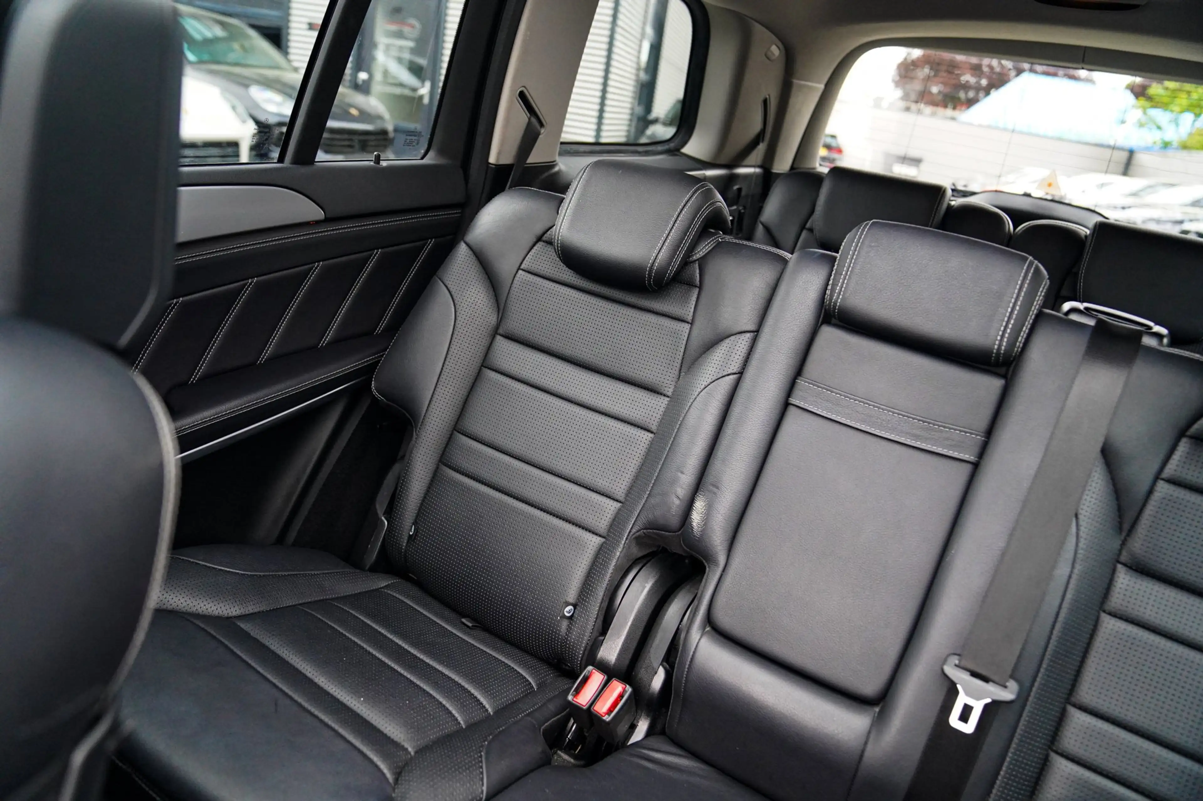 Mercedes-Benz GL 63 AMG 4MATIC - Stoelverwarming/Verkoeling | Elektrische — photo 42