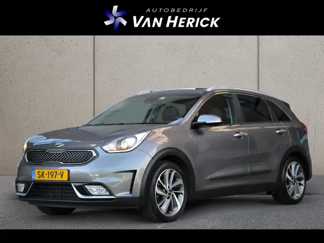 Kia Niro 1.6 GDi Hybrid Edition | Schuif/kanteldak | Leder
