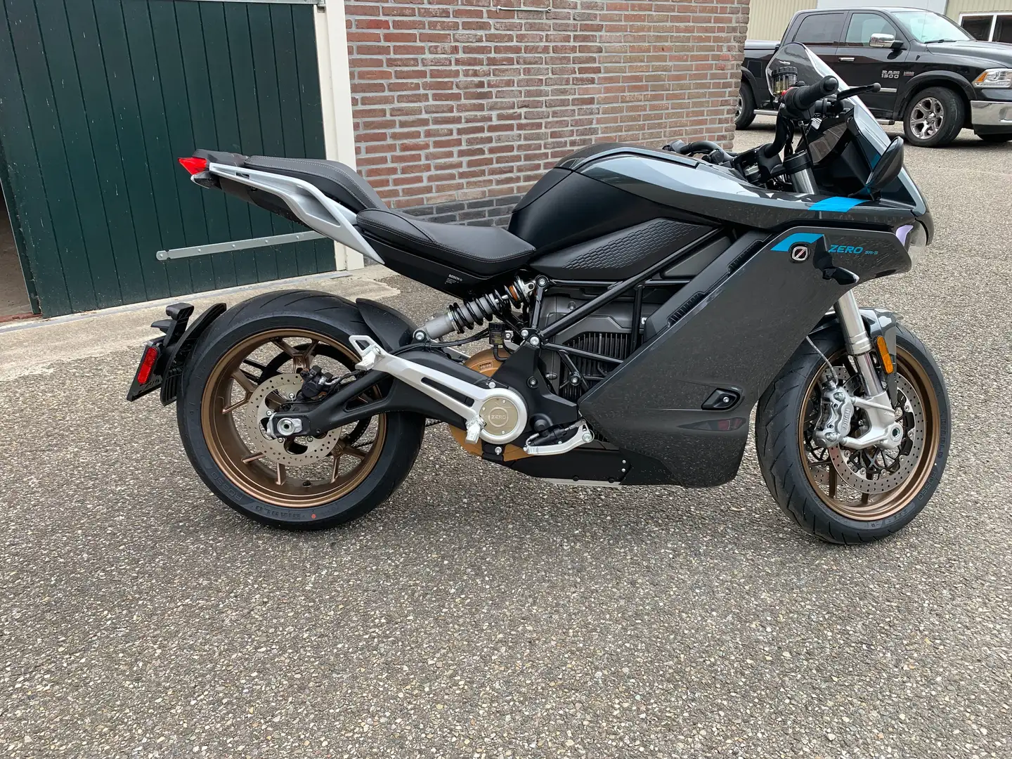 Zero Zero SR/S Grigio - 1