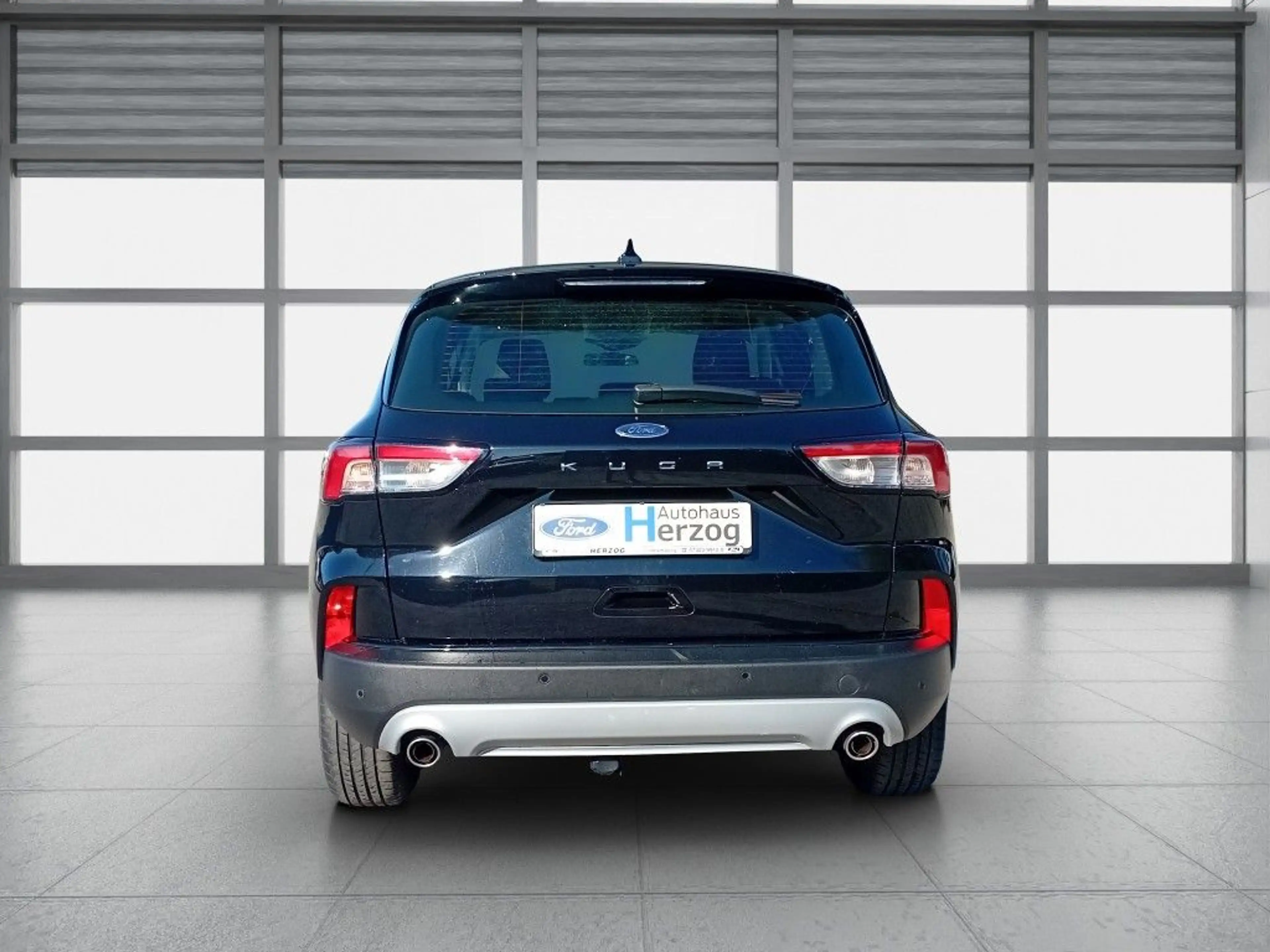 Ford Kuga 1.5 EcoBoost COOL&CONNECT — photo 4
