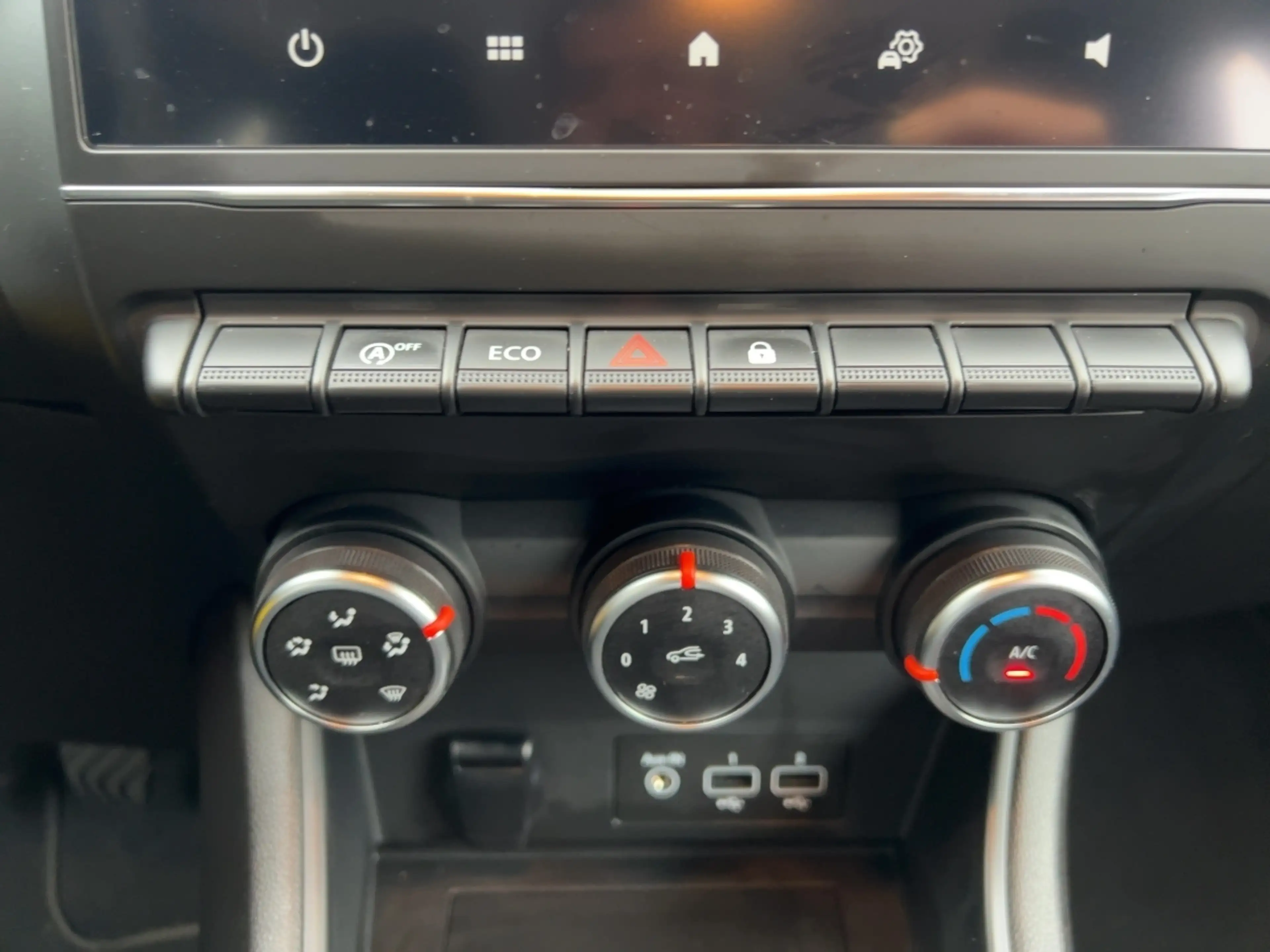 Renault Captur ZEN TCe 90 — photo 13