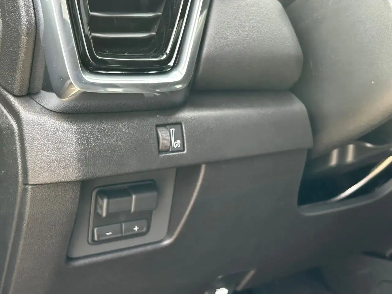 GMC Canyon photo GMC Canyon