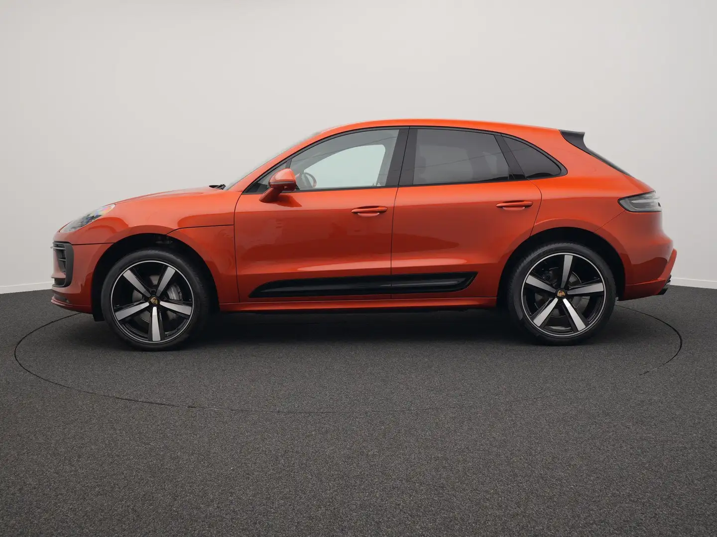 Porsche Macan Orange - 2