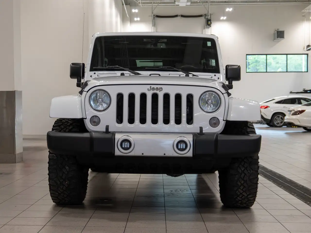 Jeep Wrangler снимка Jeep Wrangler