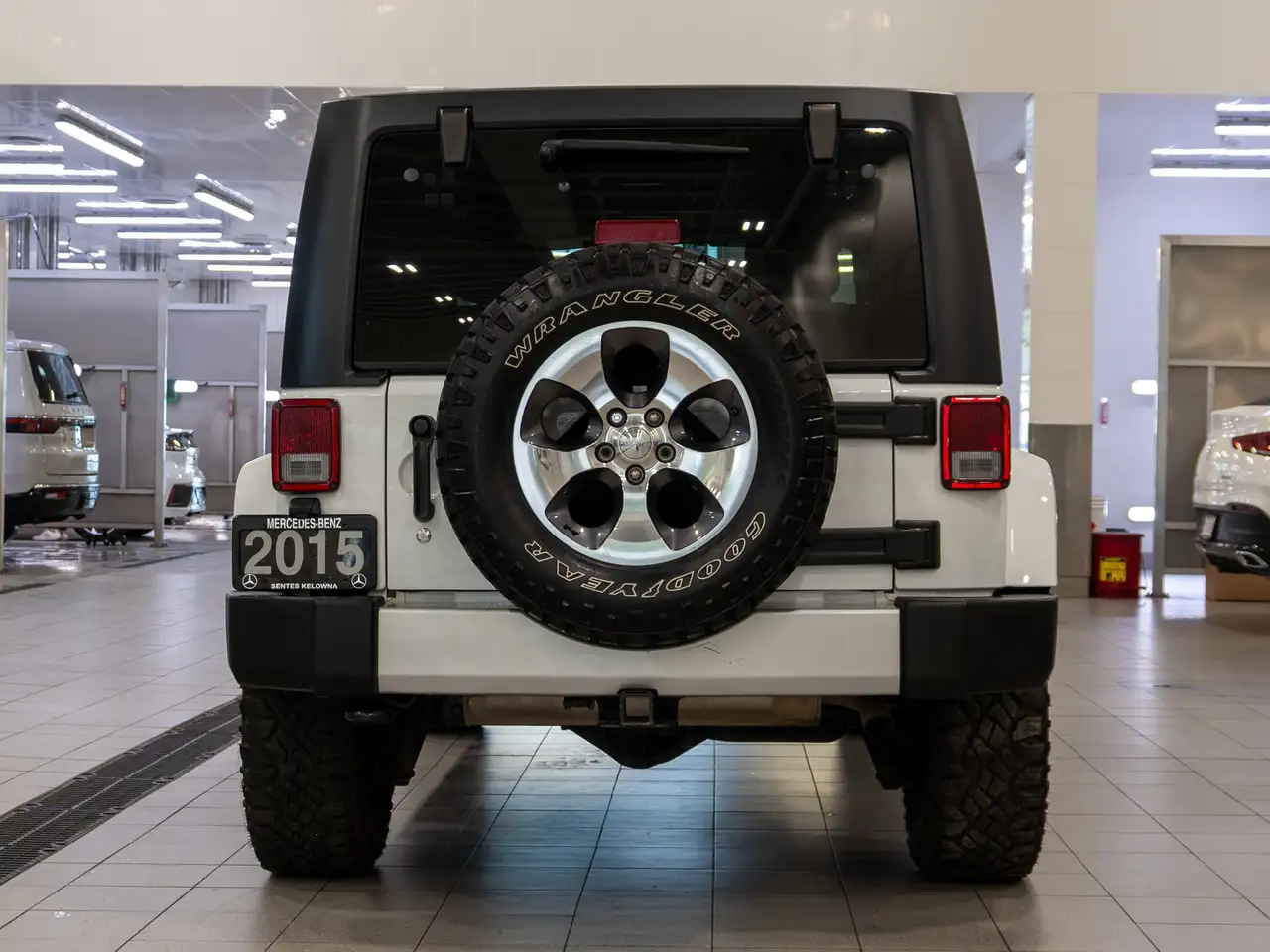 Jeep Wrangler снимка Jeep Wrangler
