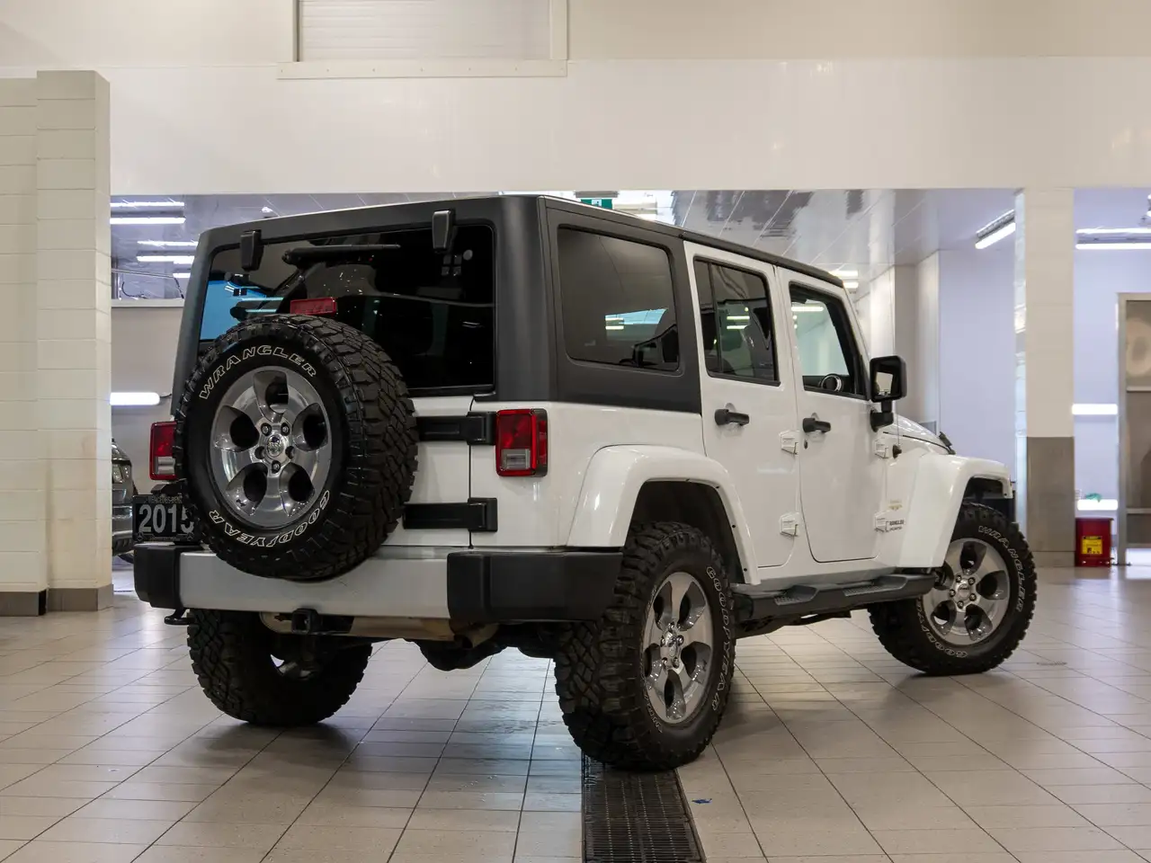 Jeep Wrangler снимка Jeep Wrangler