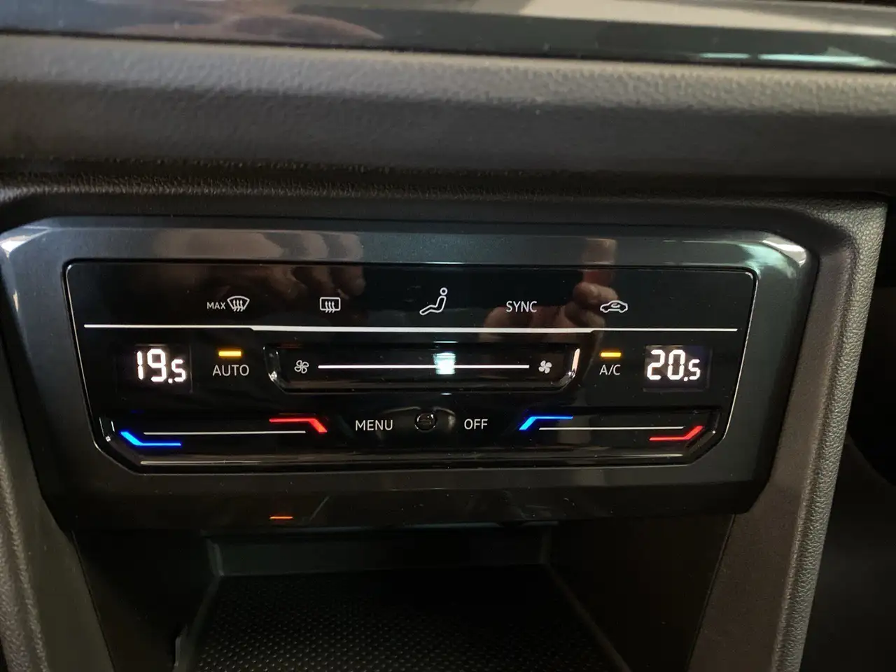 Volkswagen Tiguan 1.5 TSI ACT Life 13
