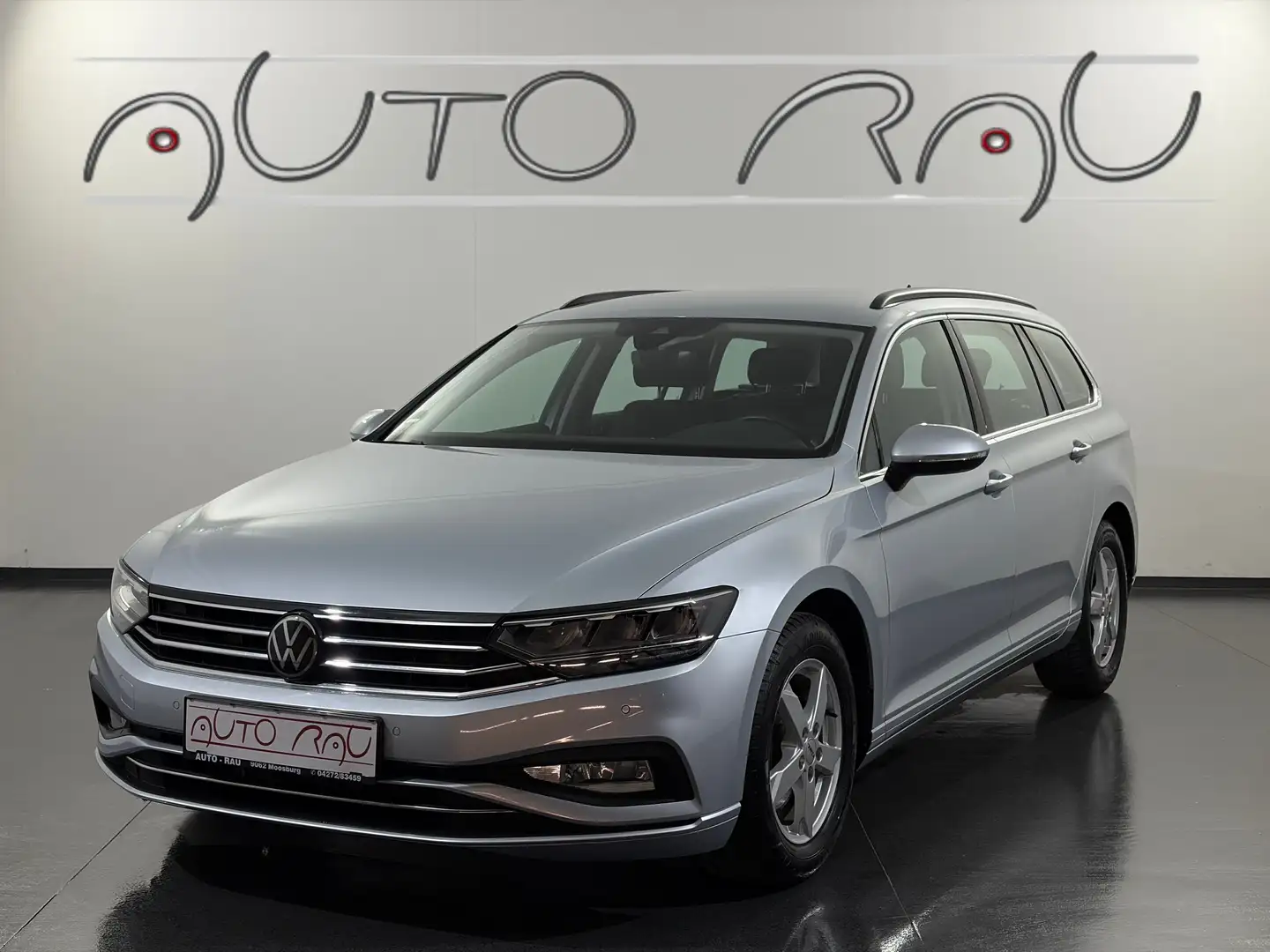 Volkswagen Passat Variant 2.0 TDI SCR Business DSG *LED*AHK*ACC* Silber - 1