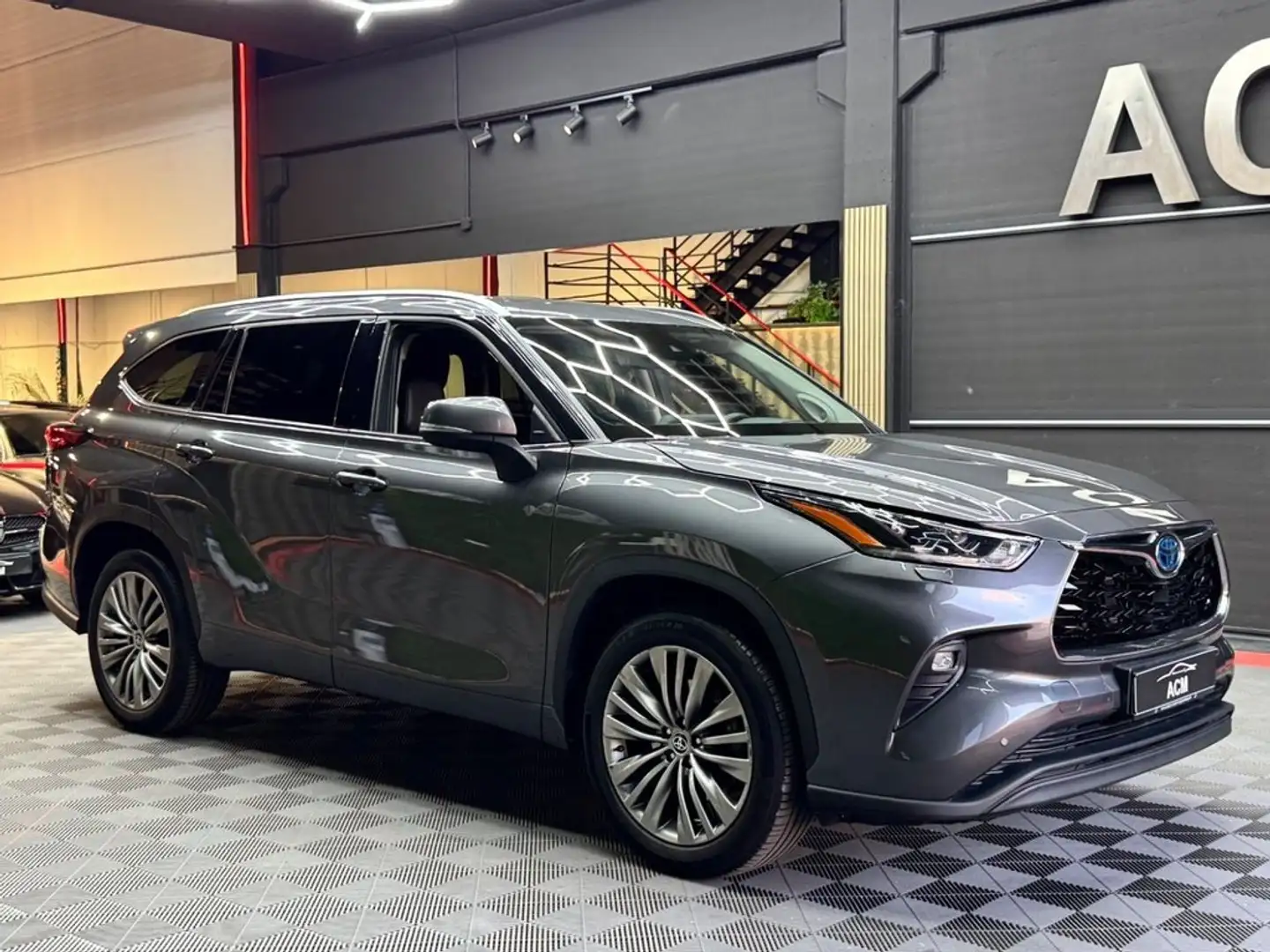 Toyota Highlander Luxury Gris - 2