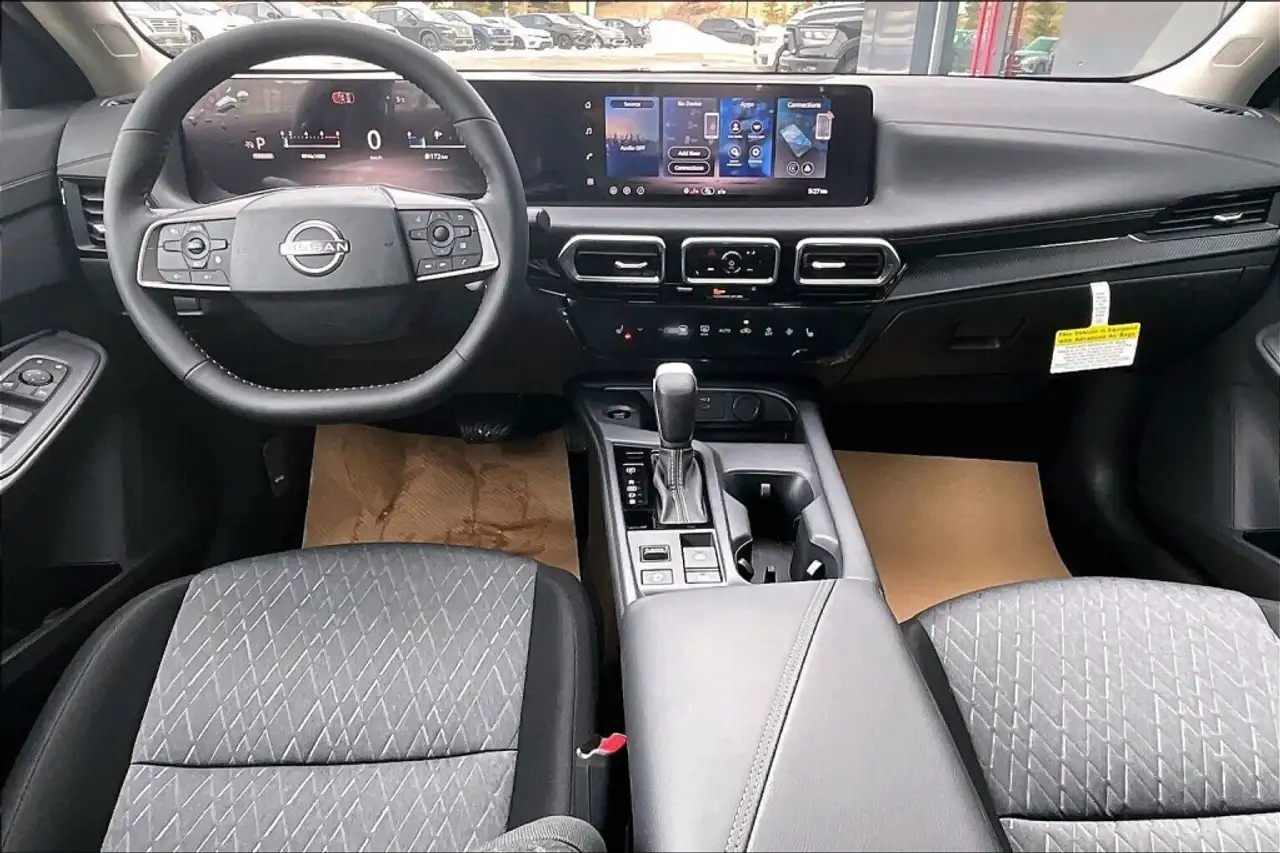 Nissan Sentra снимка Nissan Sentra