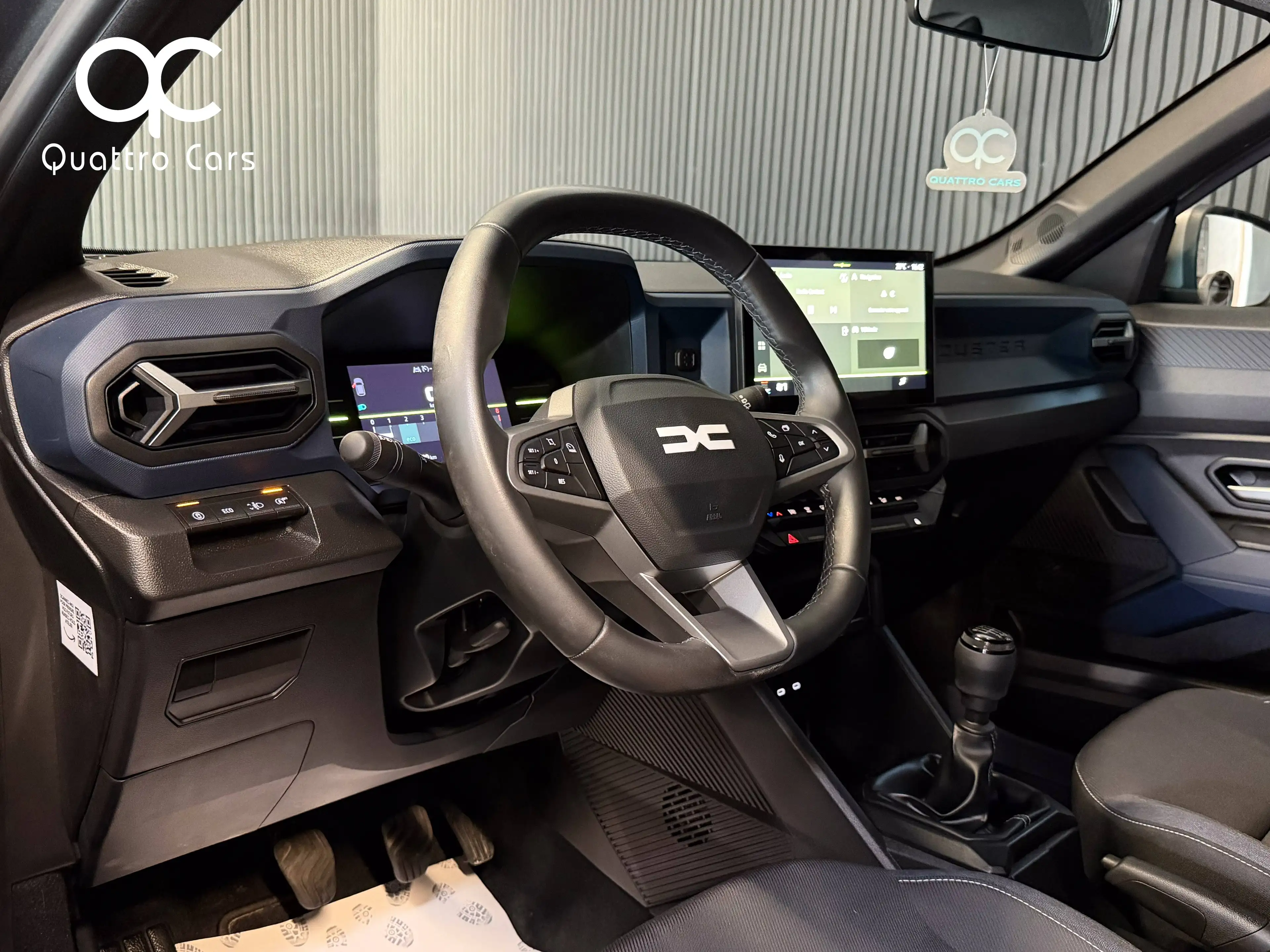Dacia Duster 1.2 MILD HYBRID * CAR PLAY * CAMERA * LED * 1ERE MAIN — photo 11