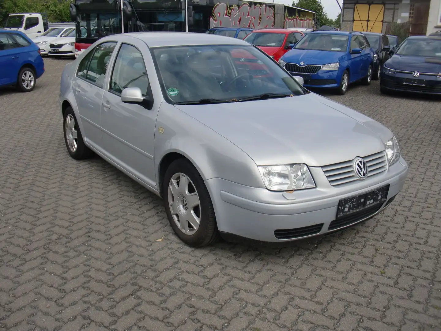 Volkswagen Bora 1.6 Trendline Silber - 1