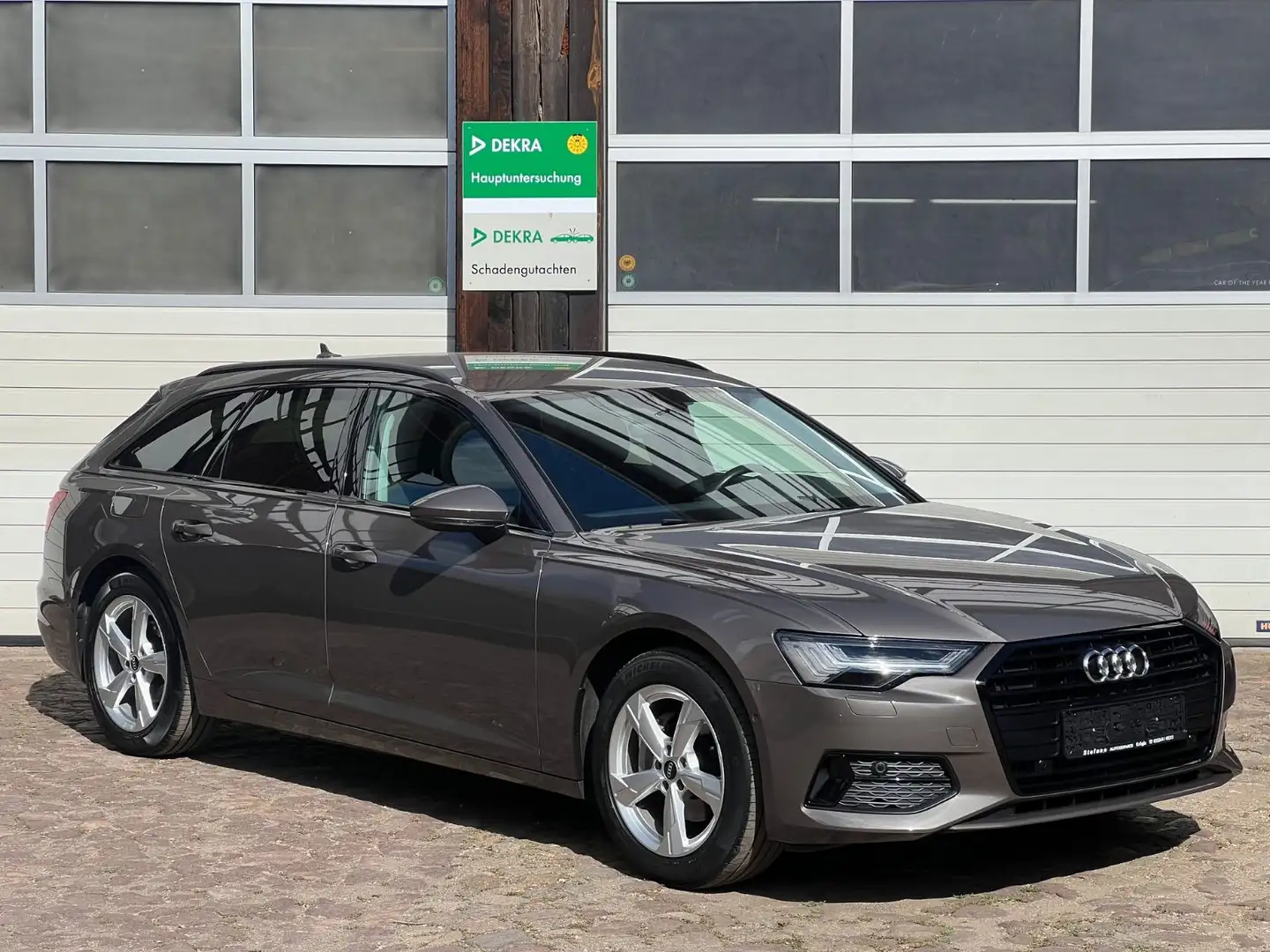 Audi A6 Avant 40 TDI sport * HDMatrix-LED * AHK Braun - 2