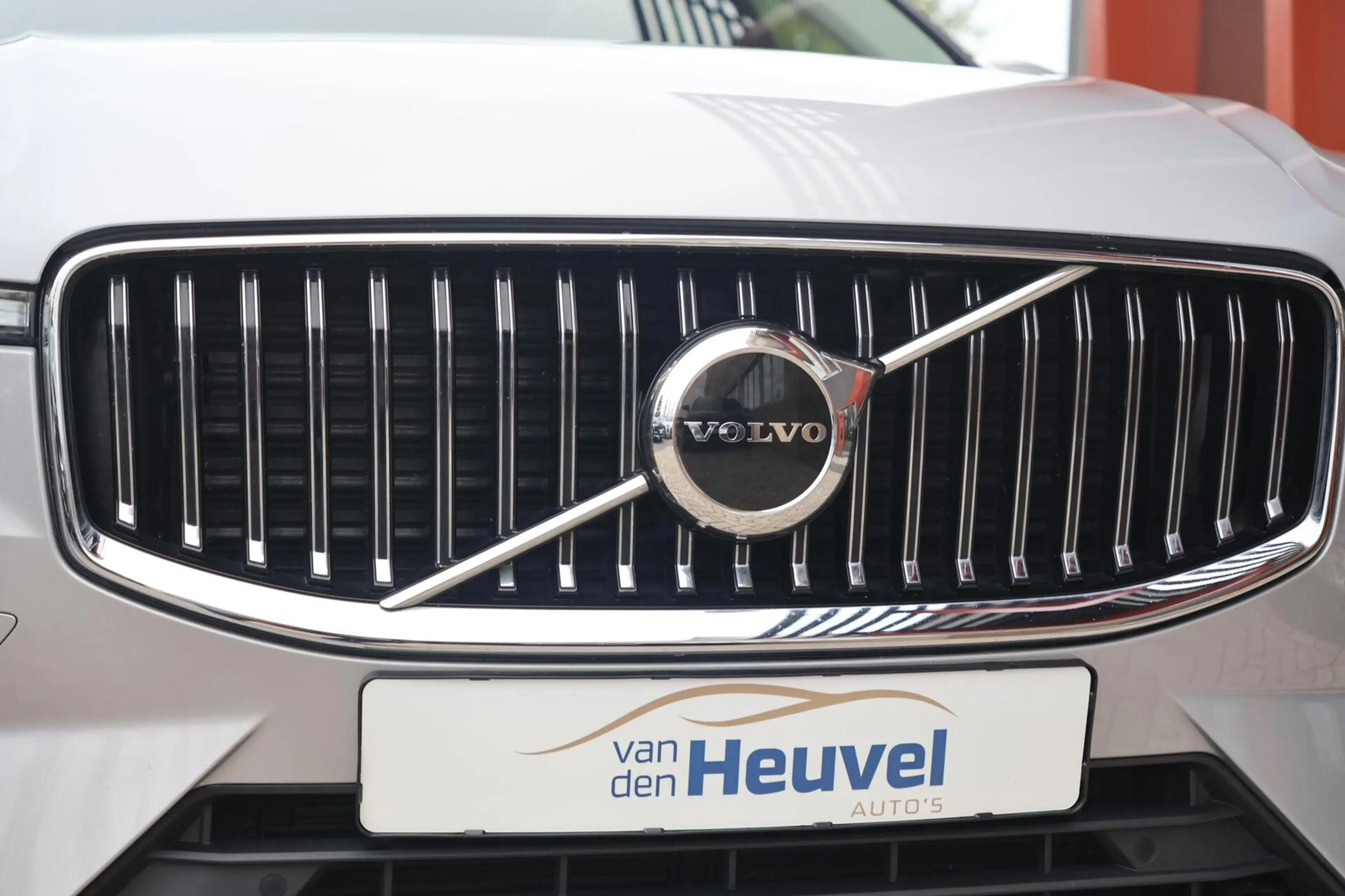 Volvo XC60 T6 Recharge AWD Ultimate Bright | Stoelverwarming — photo 5