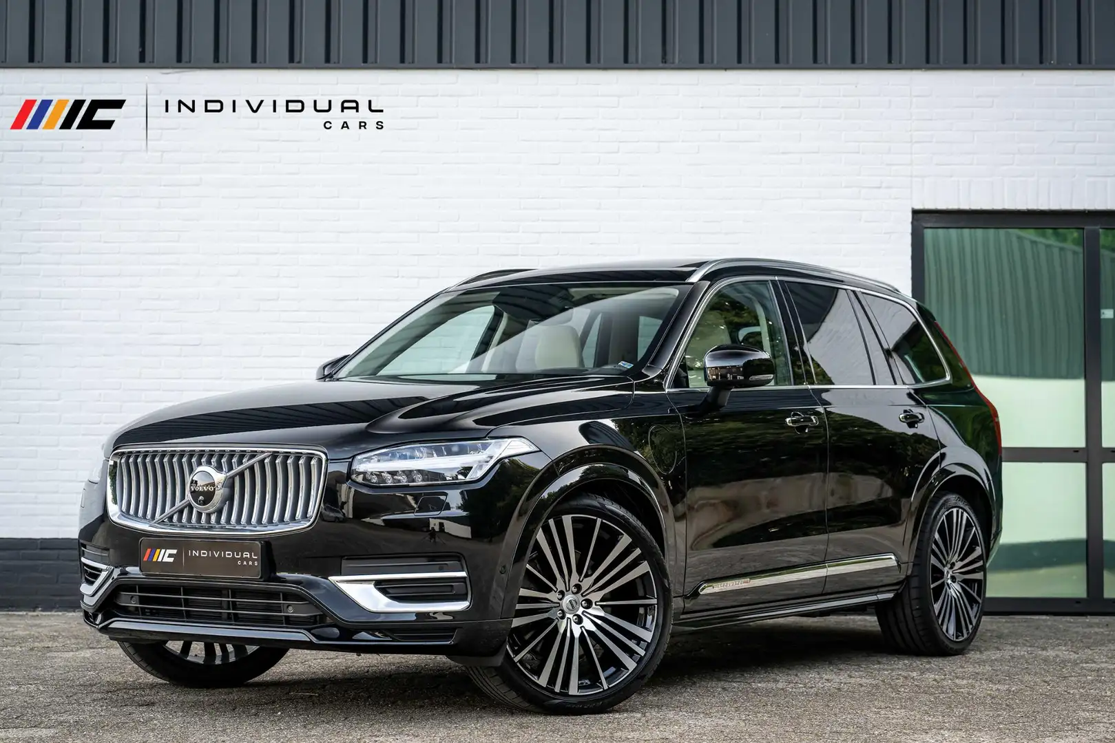 Volvo XC90 2.0 T8 Recharge AWD Ultra Bright 455pk Luchtvering Noir - 1