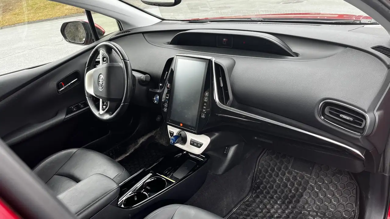 Toyota Prius снимка Toyota Prius
