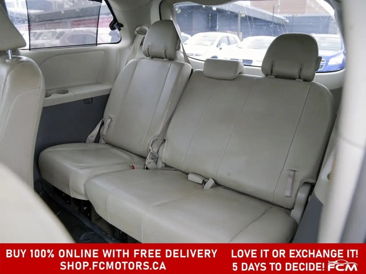 Toyota Sienna снимка Toyota Sienna