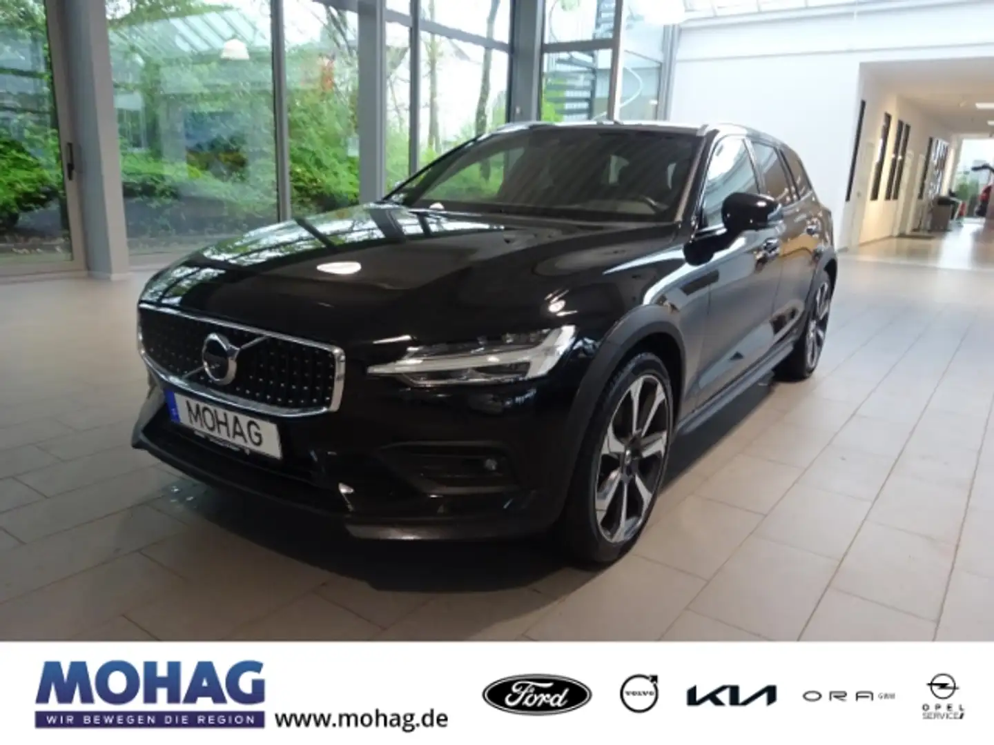 Volvo V60 Cross Country Pro D4 AWD - 20-Zoll,Standh.,360° Fekete - 1