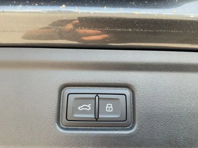 Audi A6 e-tron view 15