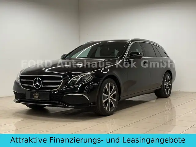 Mercedes-Benz E 300 de T Modell 8 Fach PANO AHK RFK VirtualCoc