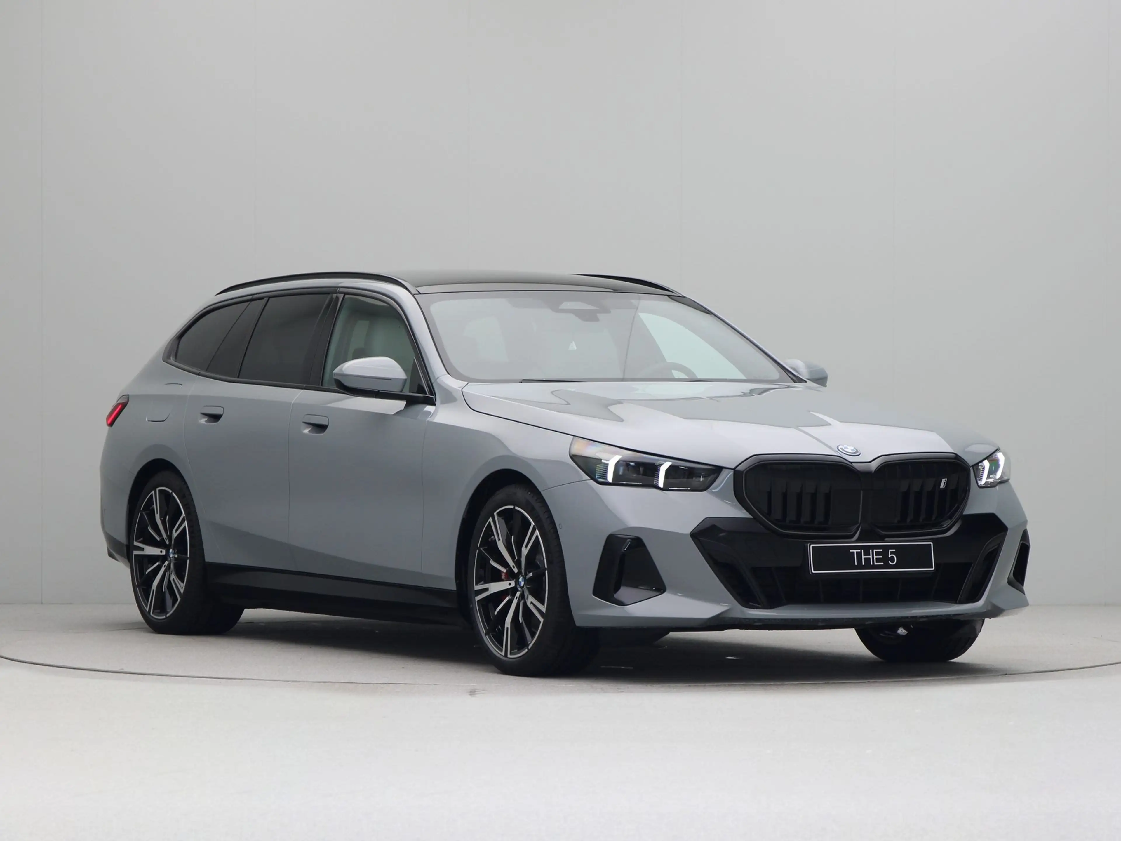BMW i5 Touring eDrive40 84 kWh M Sport Pro | Harman Kardo — photo 6