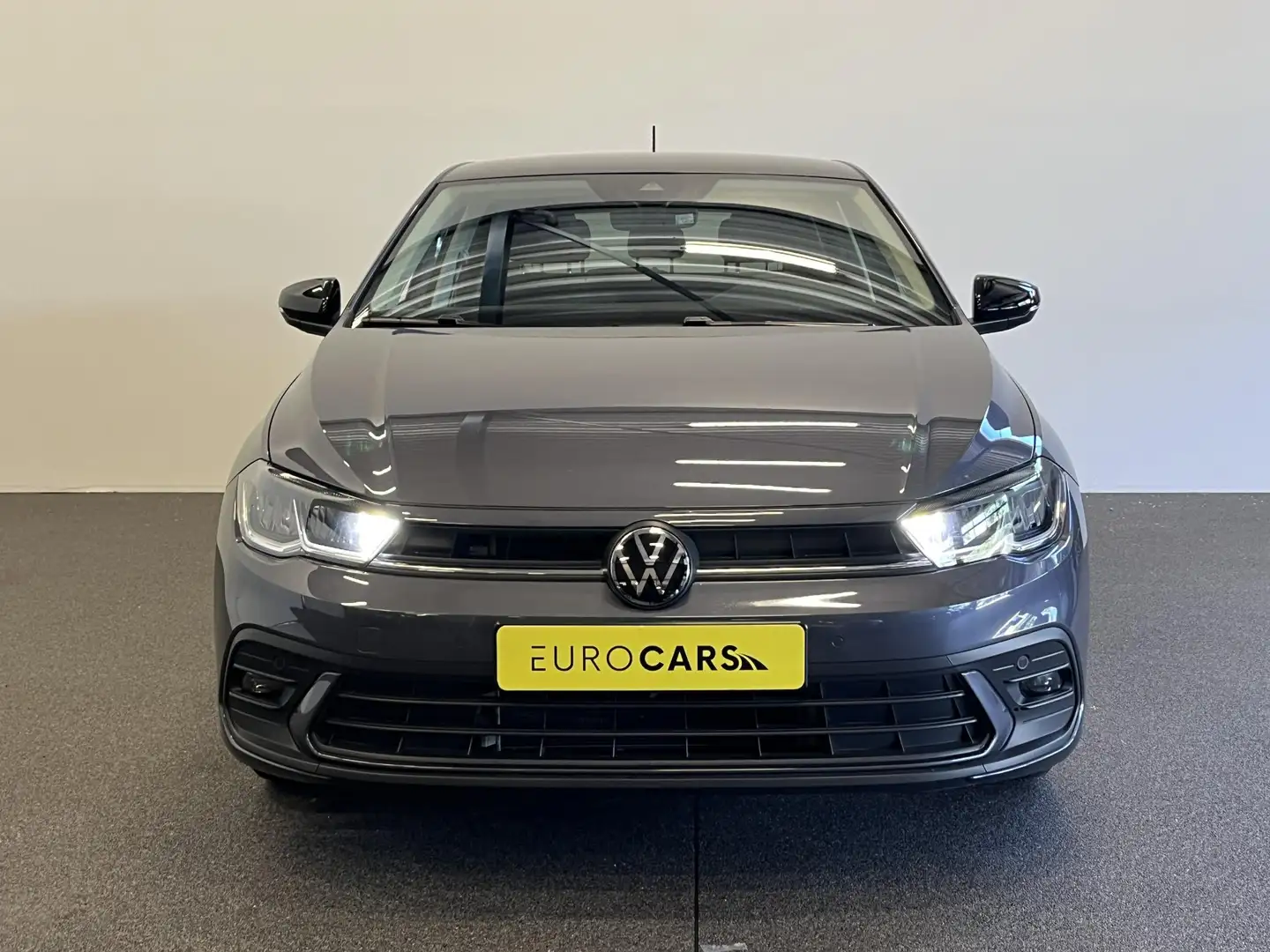 Volkswagen Polo 1.0 TSI AUT 85KW Goal Navigatie Apple Carplay/ And Grijs - 2