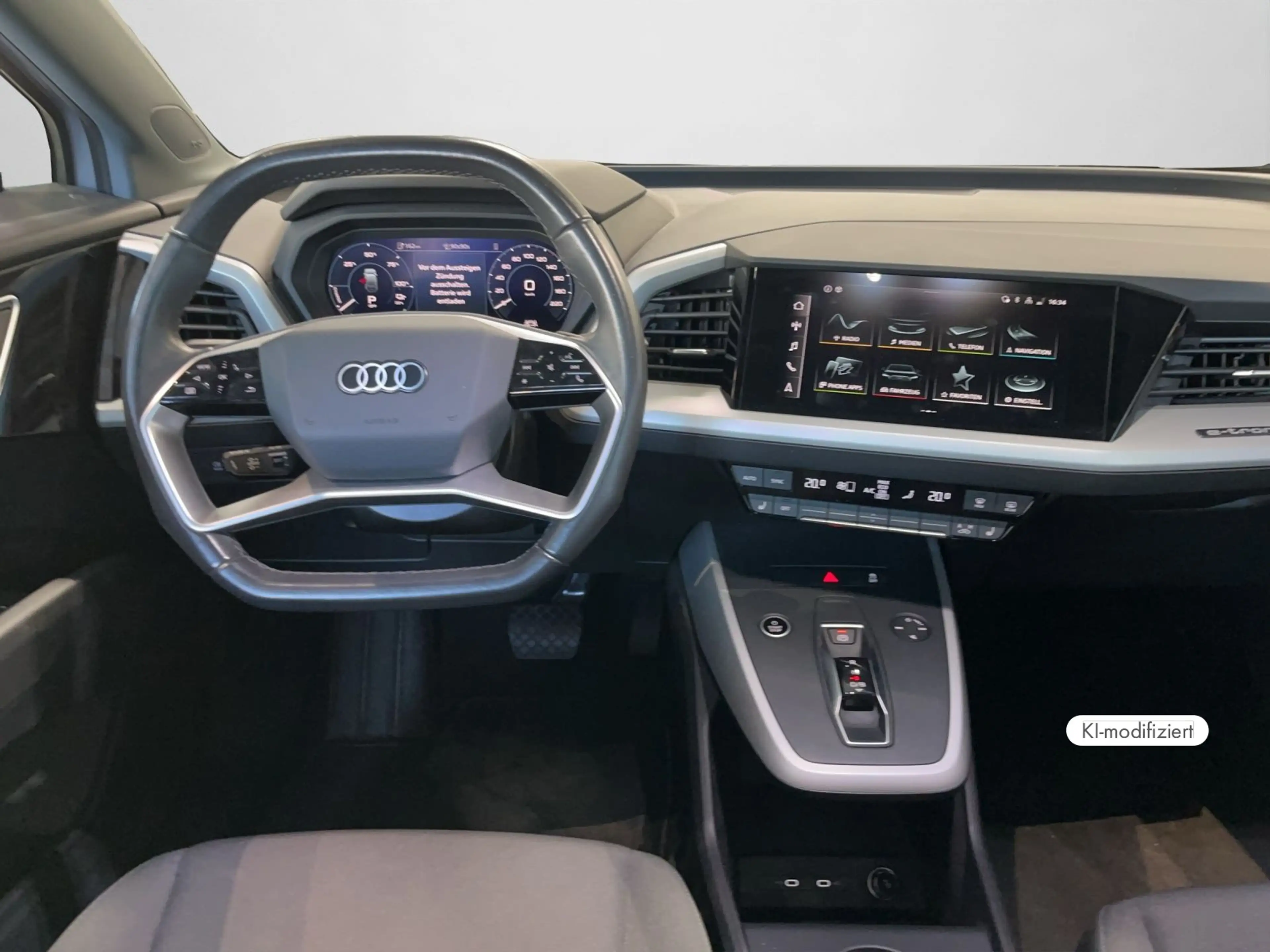 Audi Q4 e-tron 40 e-tron 150 kW — photo 3