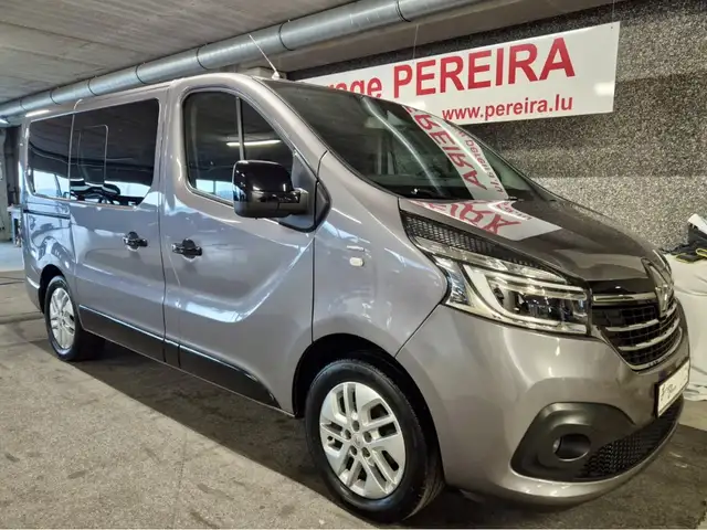 Renault Trafic BUS SPACECLASS 9 SITZE LED NAVI 1 HAND