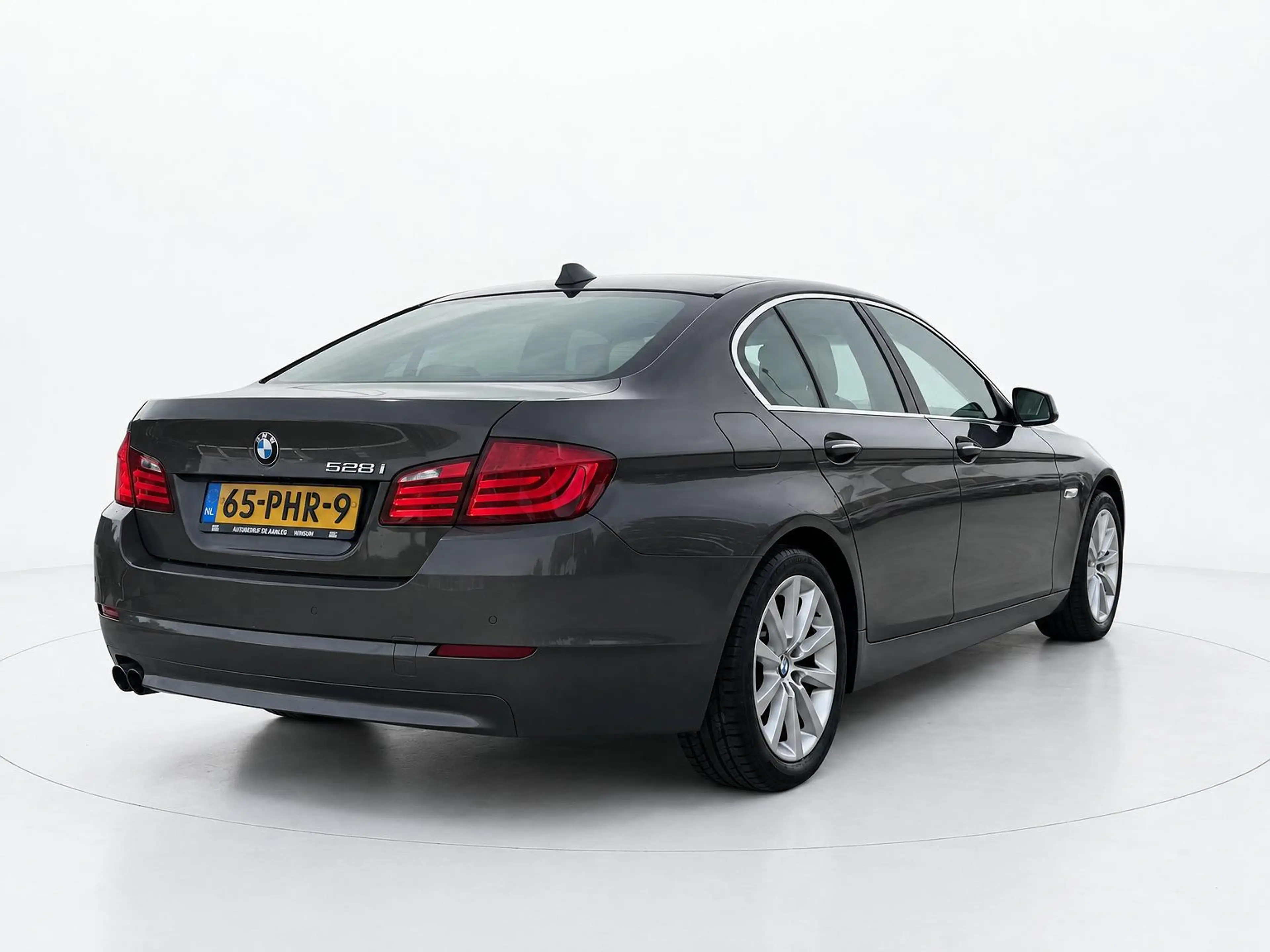BMW 528 5-serie 528i High Executive CAMERA - LEER - STOELV — photo 3