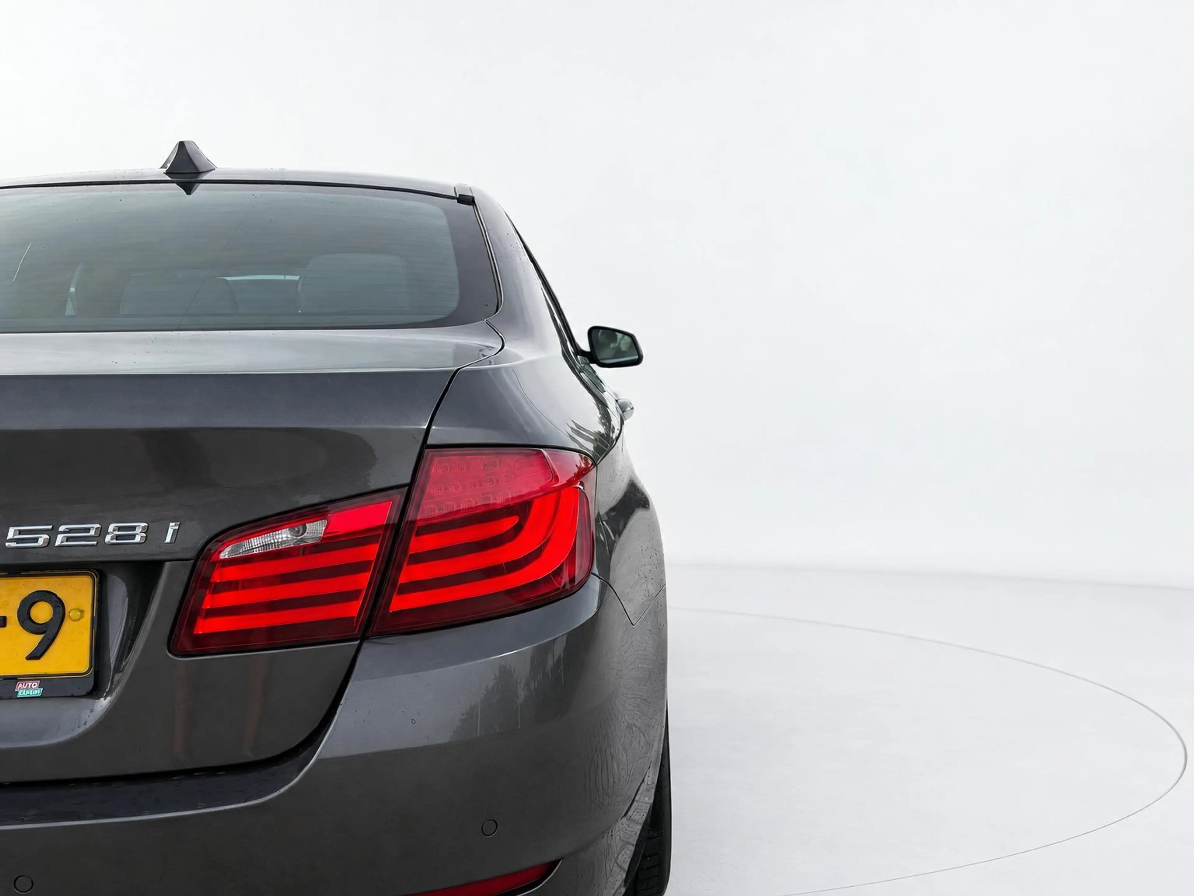 BMW 528 5-serie 528i High Executive CAMERA - LEER - STOELV — photo 8