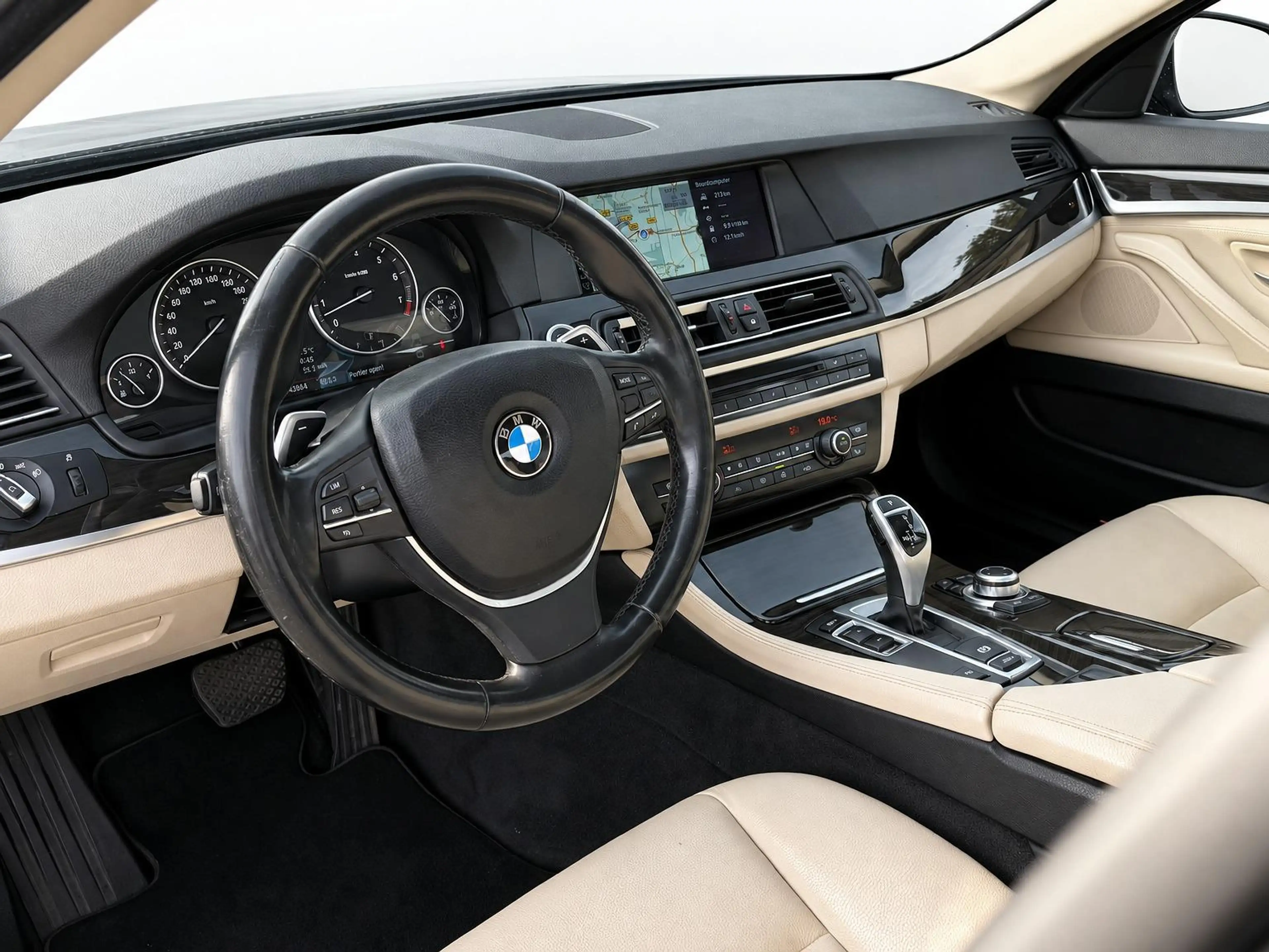 BMW 528 5-serie 528i High Executive CAMERA - LEER - STOELV — photo 15