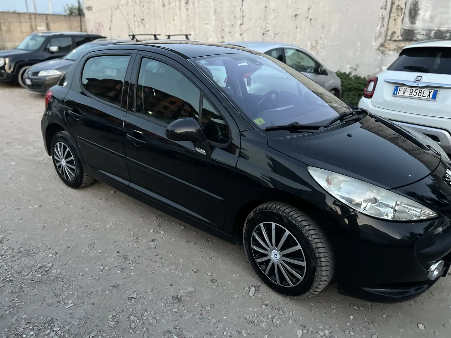 Peugeot 207 5p 1.4 16v X-Line - 2