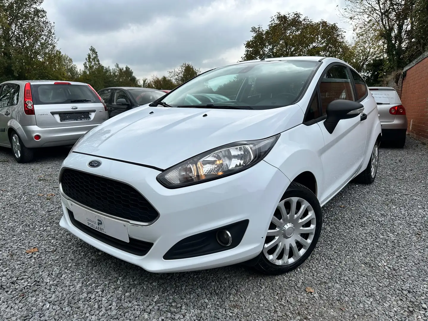 Ford Fiesta 1.5 TDCi (EU6) Prête à immatriculer Blanc - 1