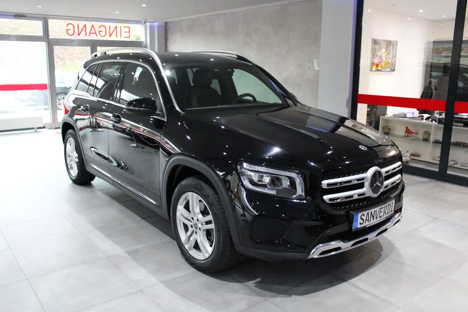 Mercedes-Benz GLB 200 d DCT SPORTPAKET NAVI LED ACC RFK I.HAND Noir - 2