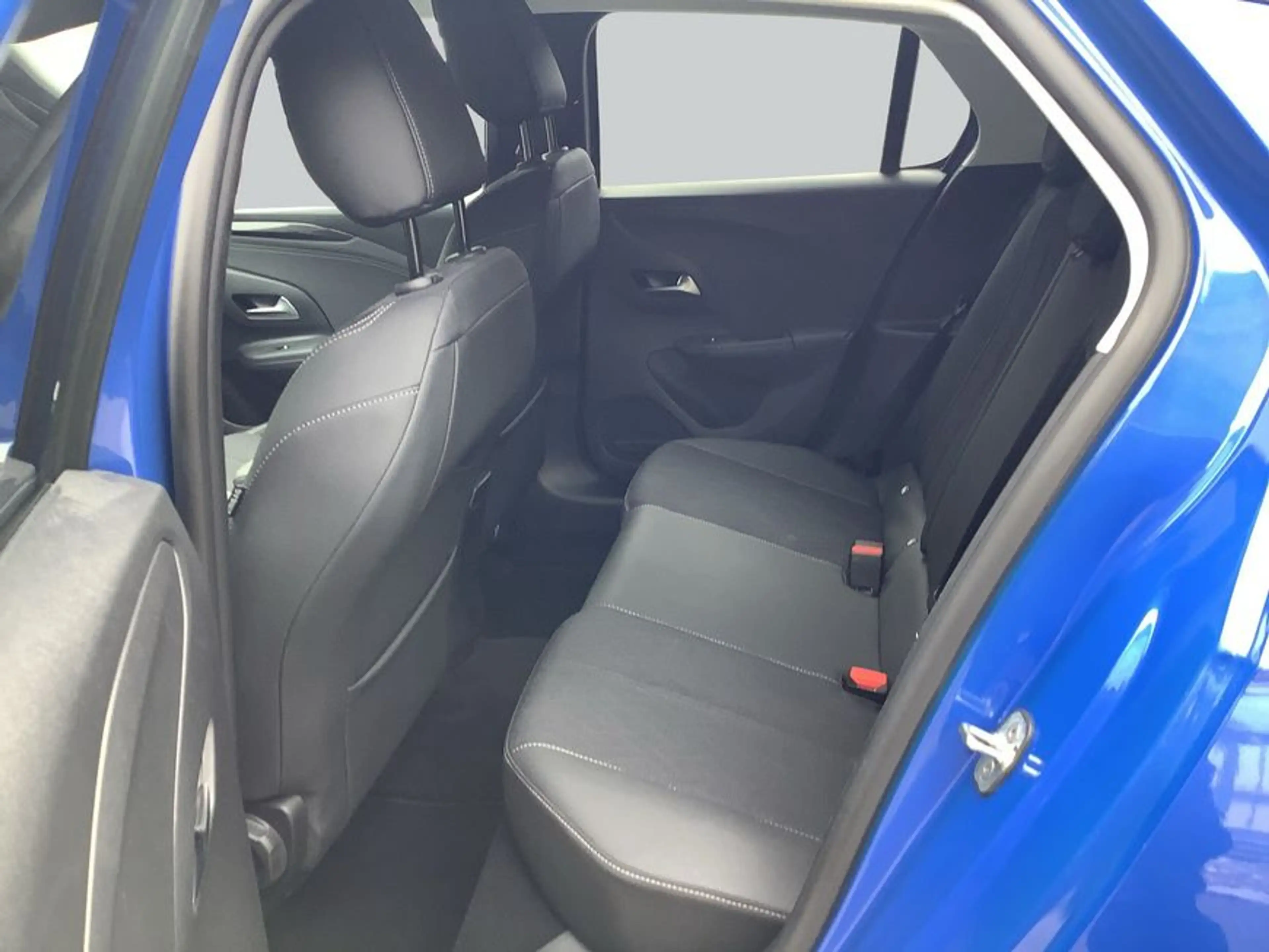 Opel Corsa-e -e Elegance — photo 12