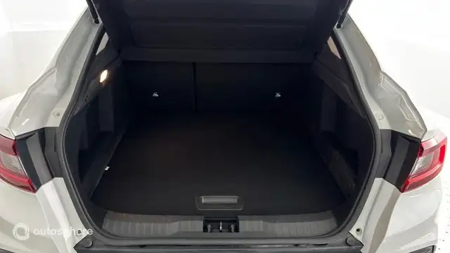 Renault Arkana view 14