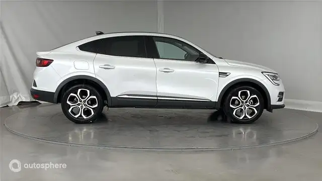 Renault Arkana view 4