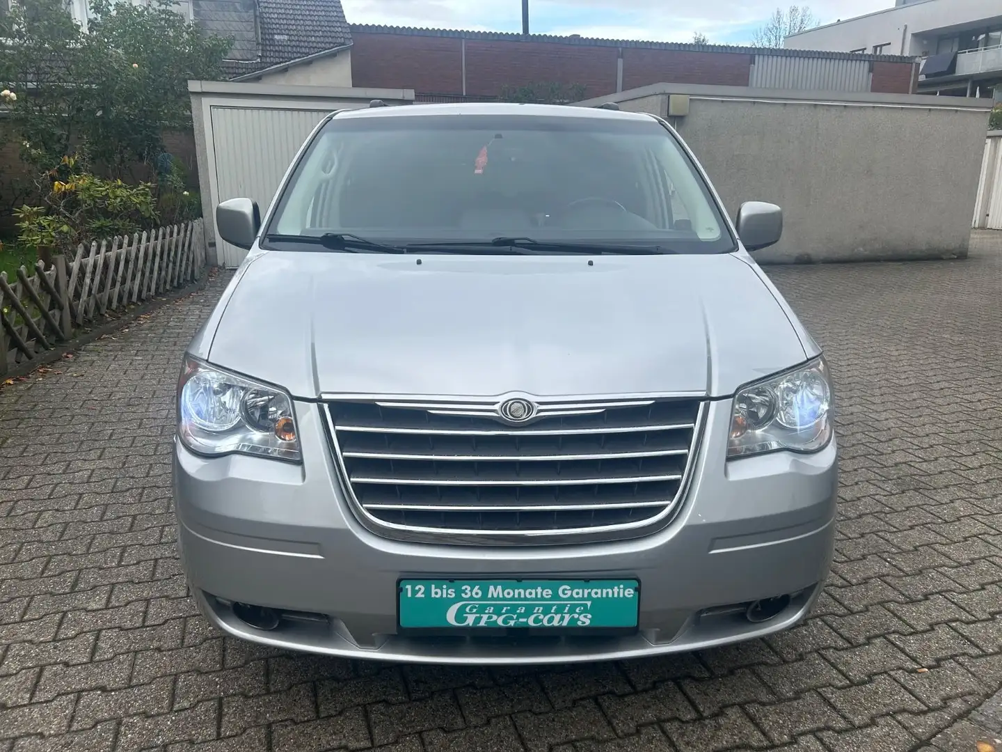 Chrysler Grand Voyager Limited AUT., 7-SITZER, *TÜV NEU* Silber - 2
