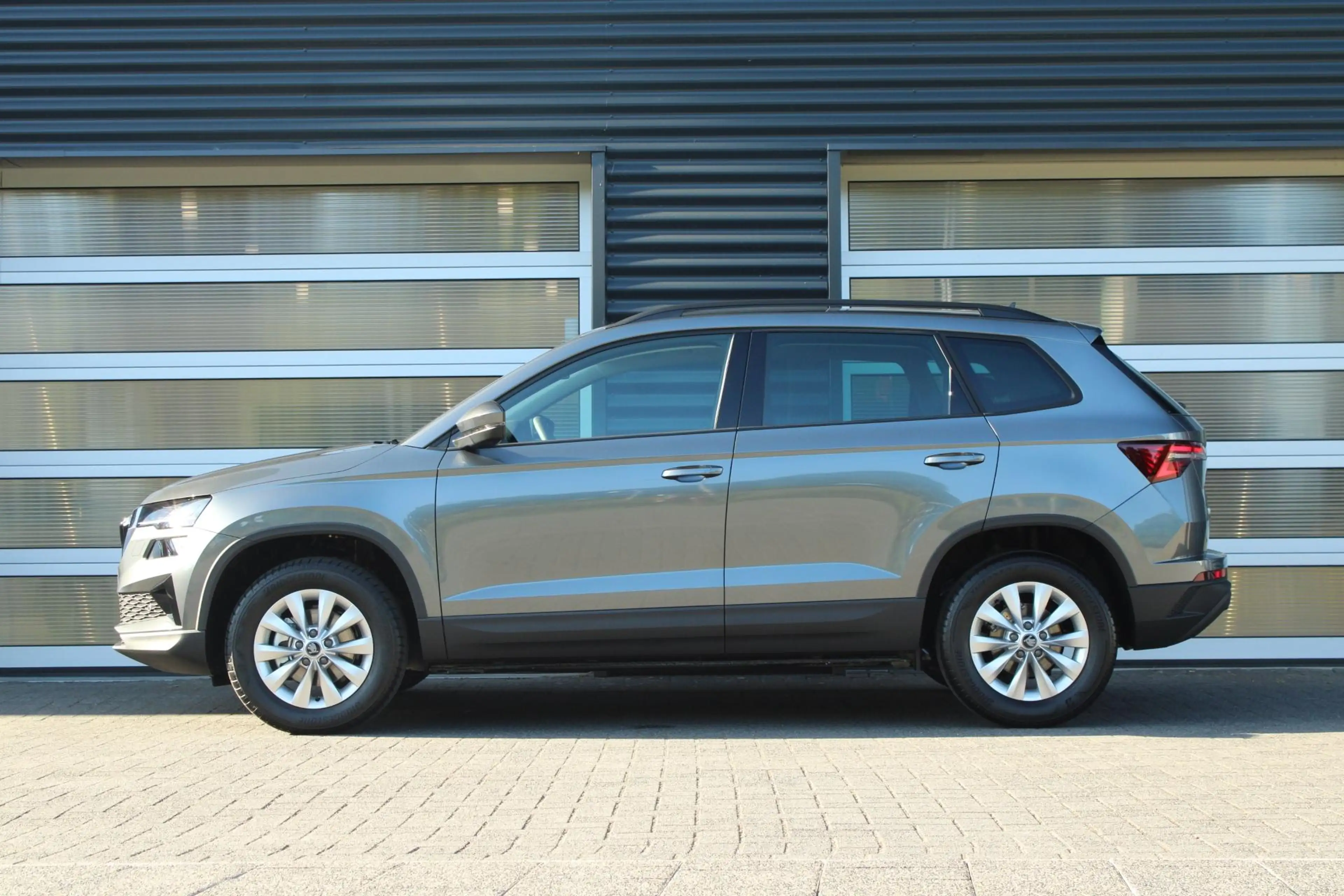 Skoda Karoq 1.0 TSI 115pk Business Edition | Trekhaak Uitklapb — photo 11