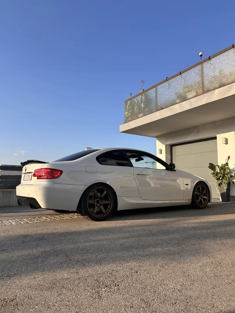 BMW 335 335i Coupé DKG - 2