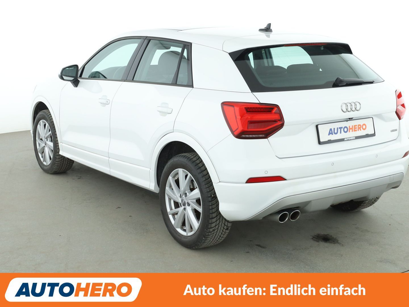 Audi Q2 40 TFSI quattro Sport Aut.*NAVI*LED*TEMPO*CAM*PDC* — photo 4