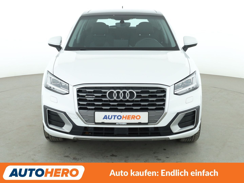 Audi Q2 40 TFSI quattro Sport Aut.*NAVI*LED*TEMPO*CAM*PDC* — photo 9
