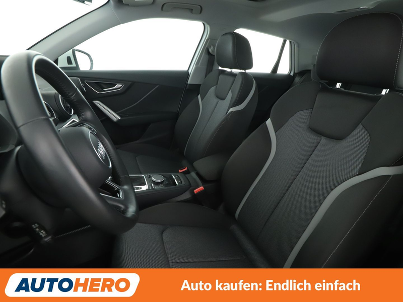 Audi Q2 40 TFSI quattro Sport Aut.*NAVI*LED*TEMPO*CAM*PDC* — photo 10