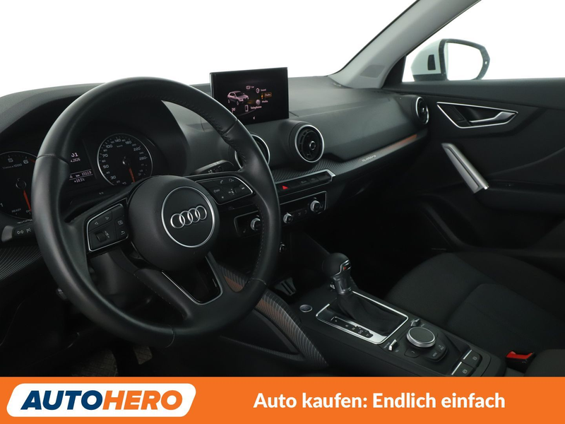 Audi Q2 40 TFSI quattro Sport Aut.*NAVI*LED*TEMPO*CAM*PDC* — photo 11