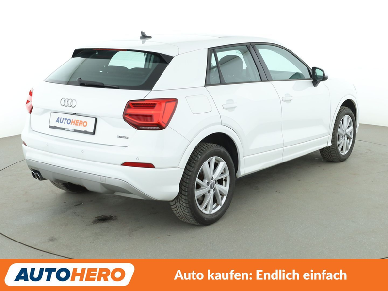 Audi Q2 40 TFSI quattro Sport Aut.*NAVI*LED*TEMPO*CAM*PDC* — photo 6