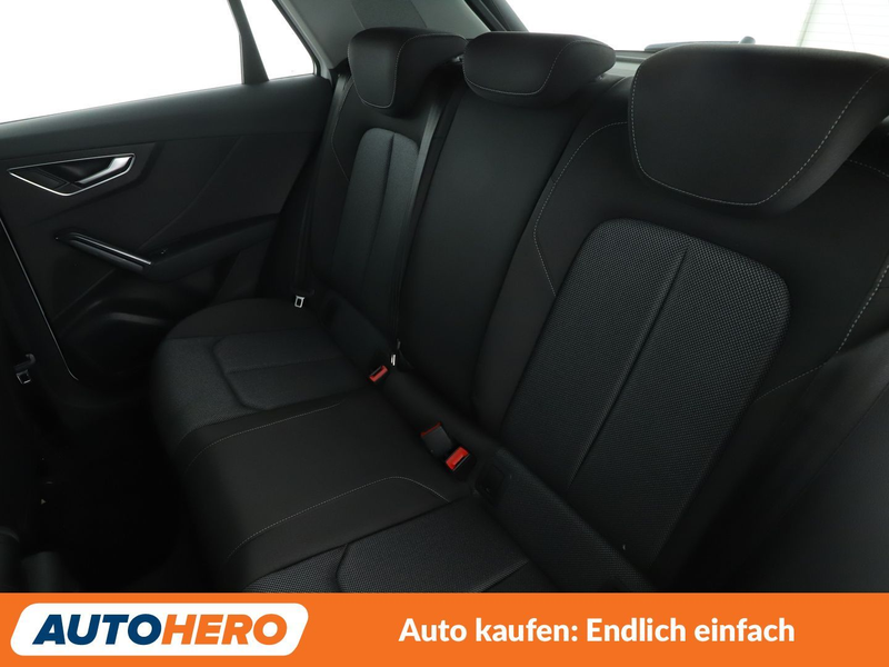 Audi Q2 40 TFSI quattro Sport Aut.*NAVI*LED*TEMPO*CAM*PDC* — photo 14