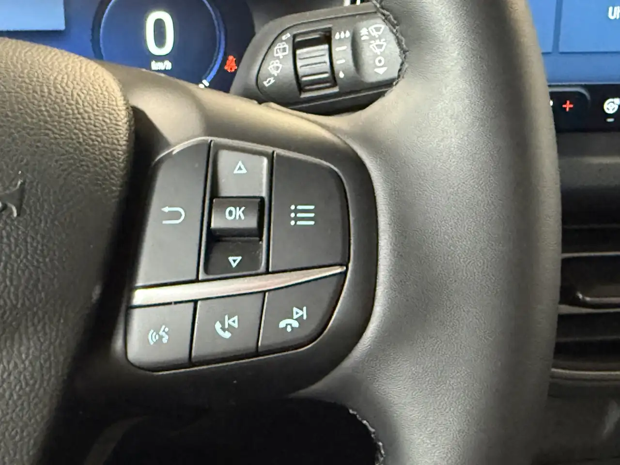 Ford Focus Ecoboost Hybrid Active X LHZ SH GJR AHK TW, миниатюра 20