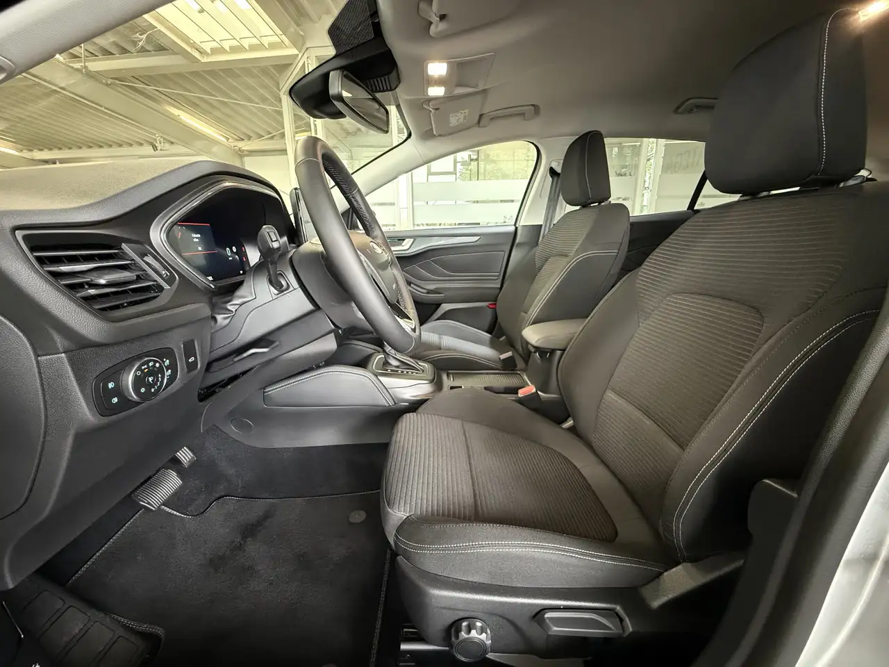 Ford Focus Ecoboost Hybrid Active X LHZ SH GJR AHK TW, миниатюра 15