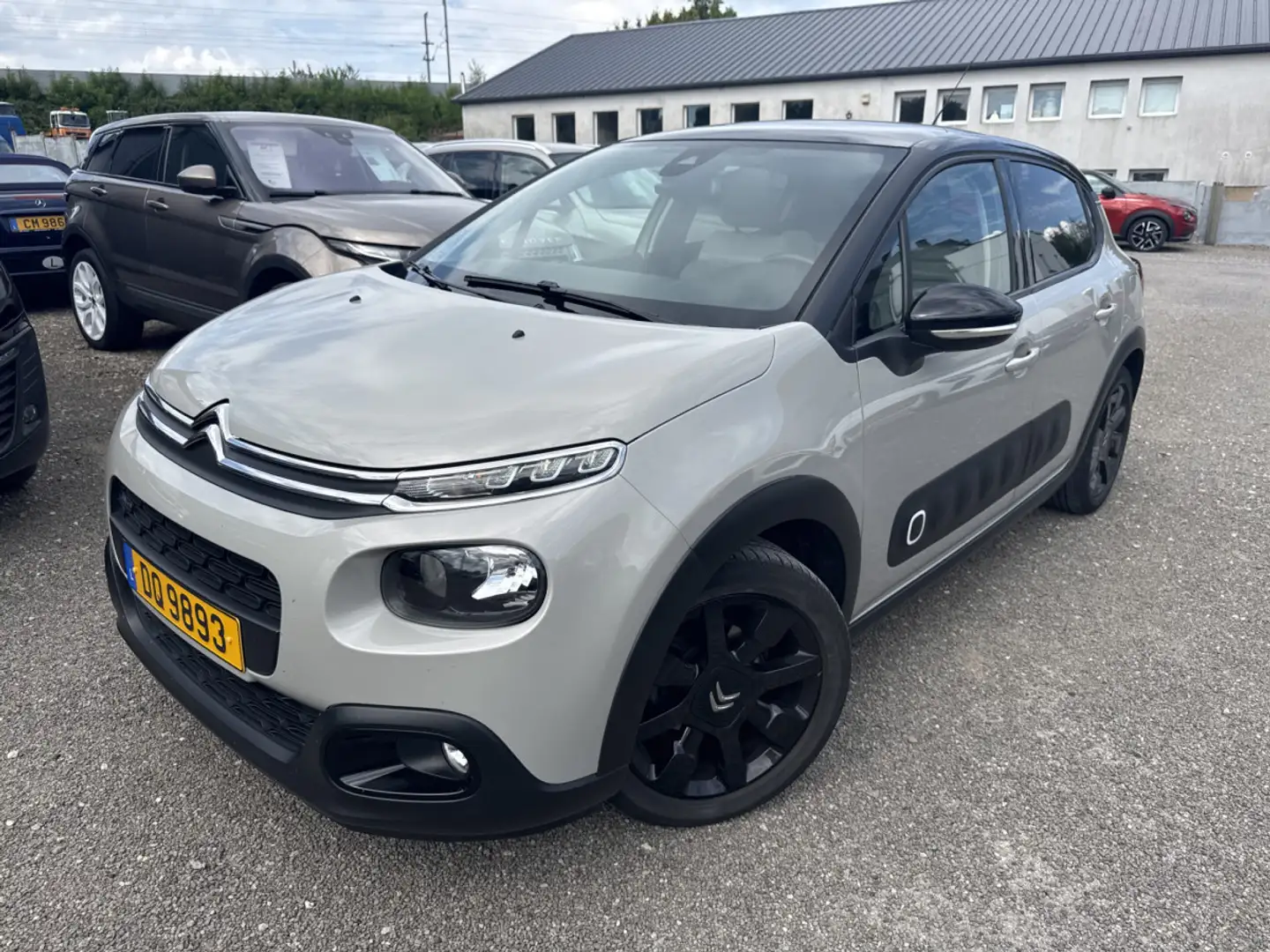 Citroen C3 NEW C3 1.2 82CV Gris - 1
