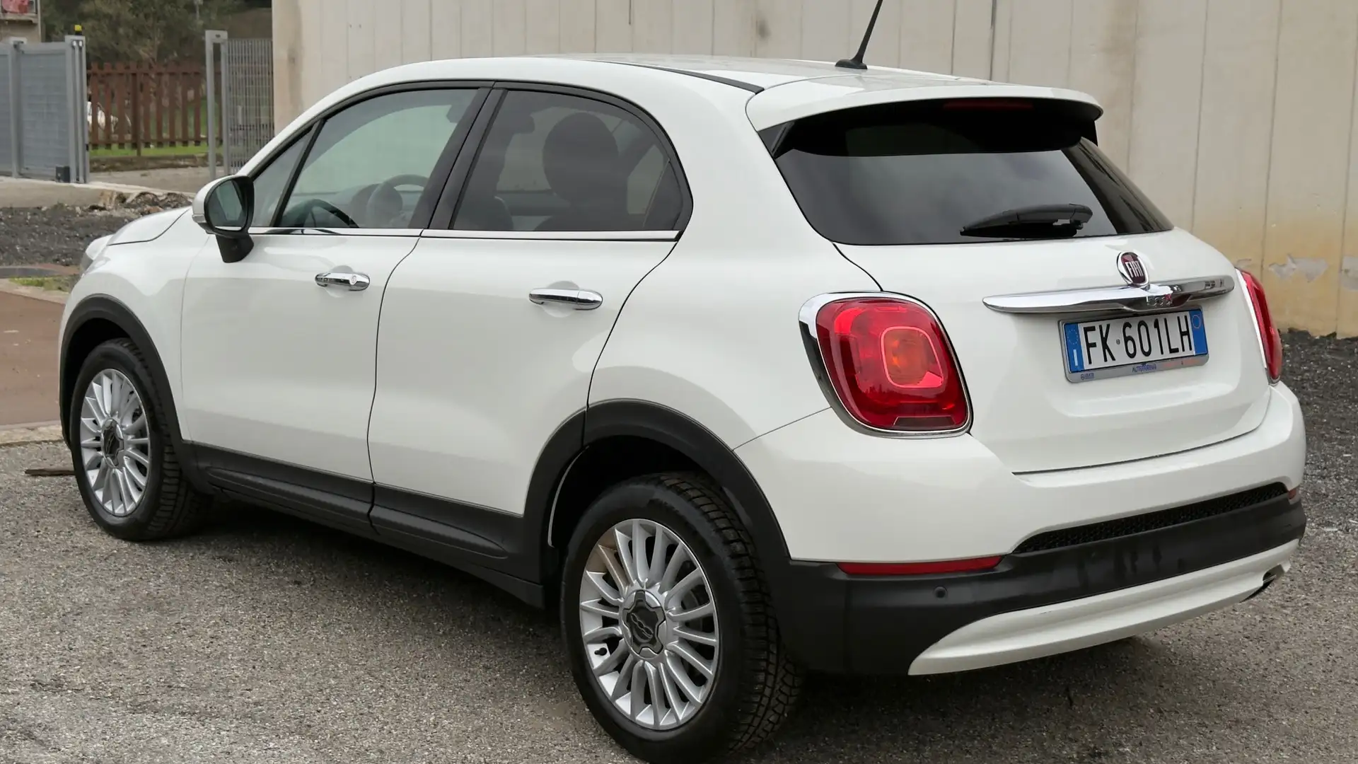 Fiat 500X 500 X 2015 1.6 mjt Lounge 4x2 120cv dct Weiß - 2